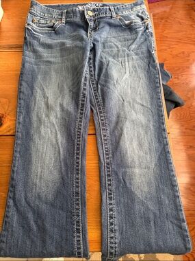 Women's Medium Blue Flare Jeans - Classic Wide Leg Denim